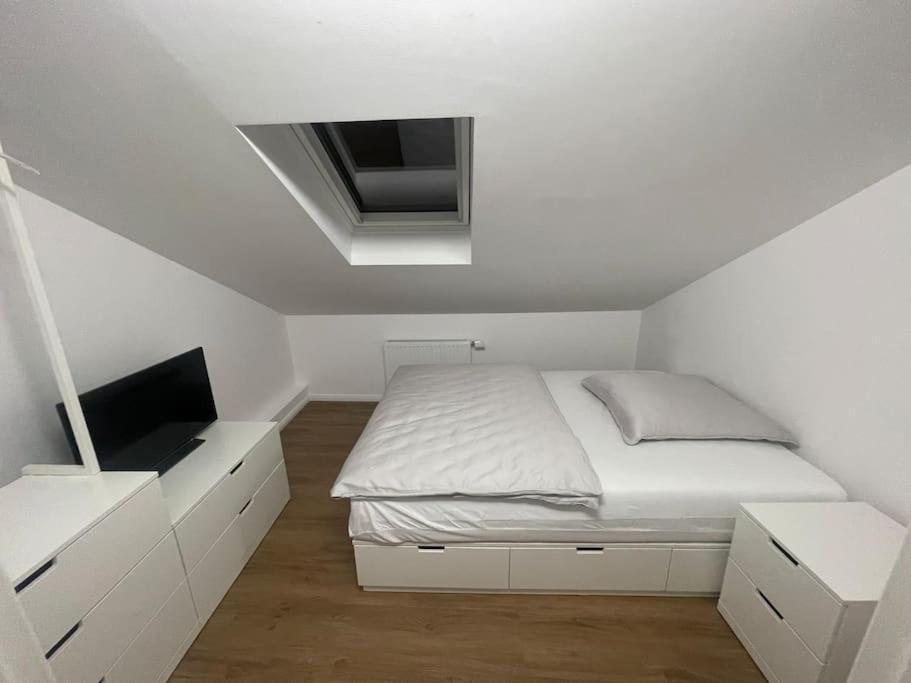 Buxtehude*Wohnung*100Qm*6 Schlafplaetze*Neu* Esterno foto